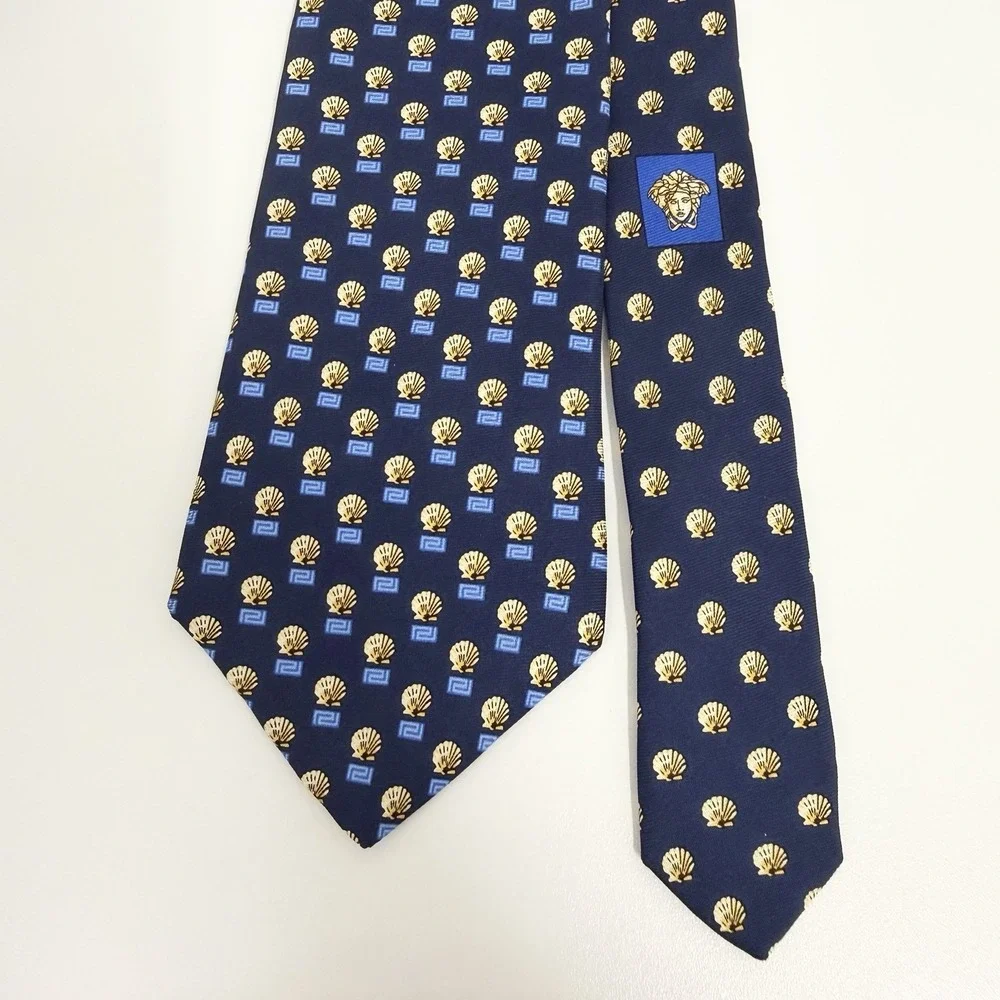 Versace Men's Recent Tie Greek Key Shells Navy/Khaki Silk 3.5
